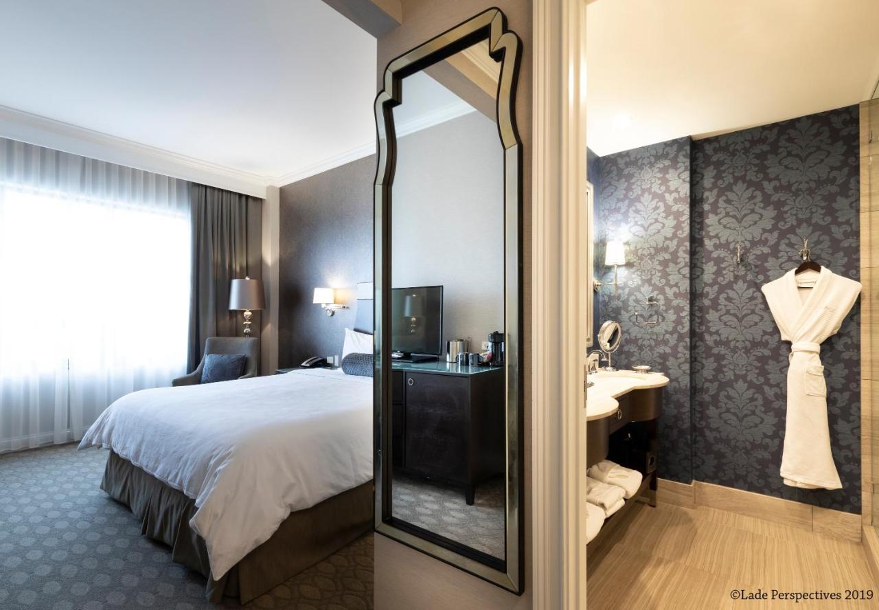 La Banque Hotel Homewood Bagian luar foto